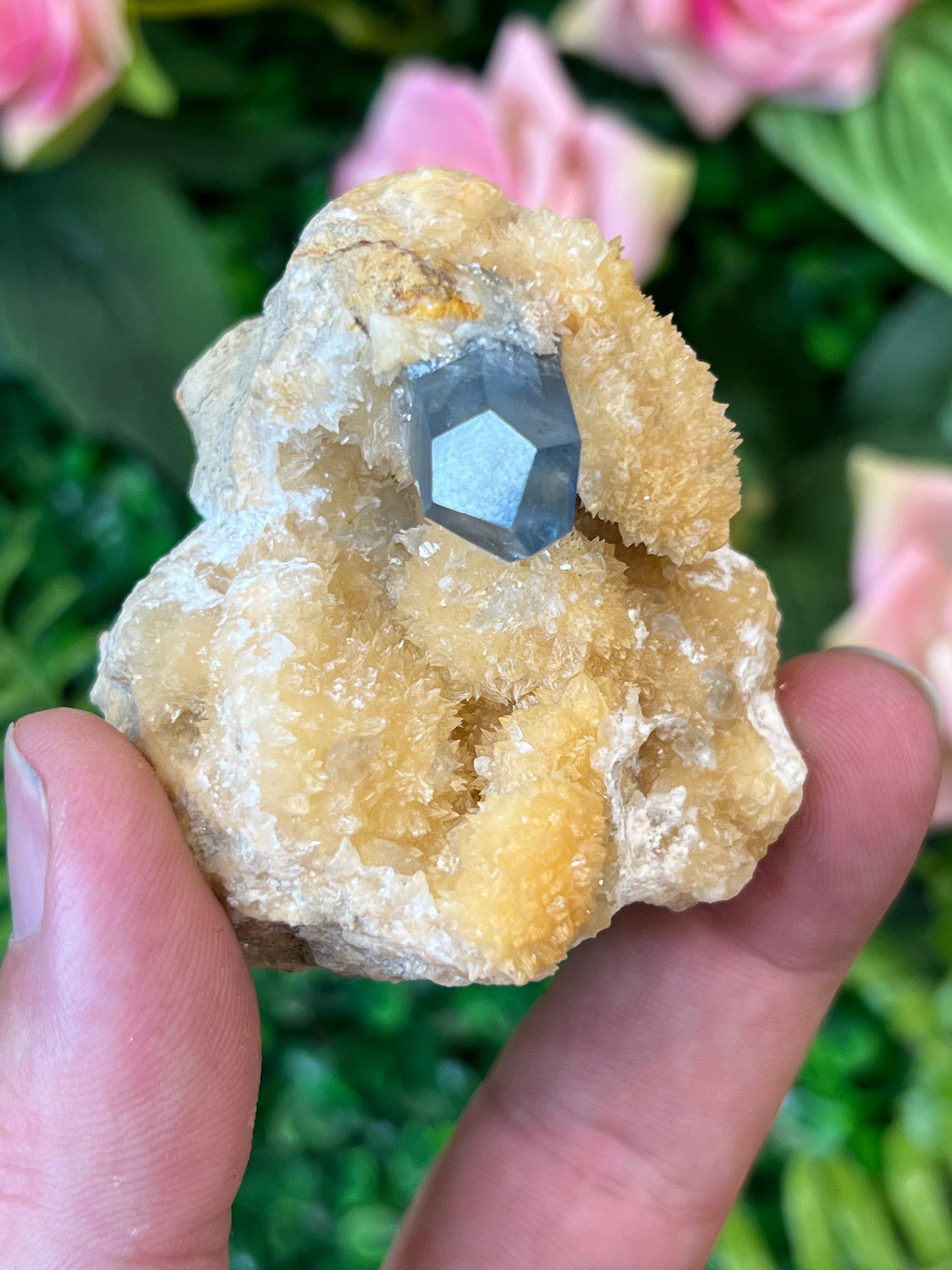Celestine on Calcite