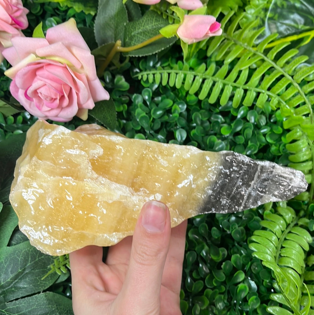 Phantom Calcite