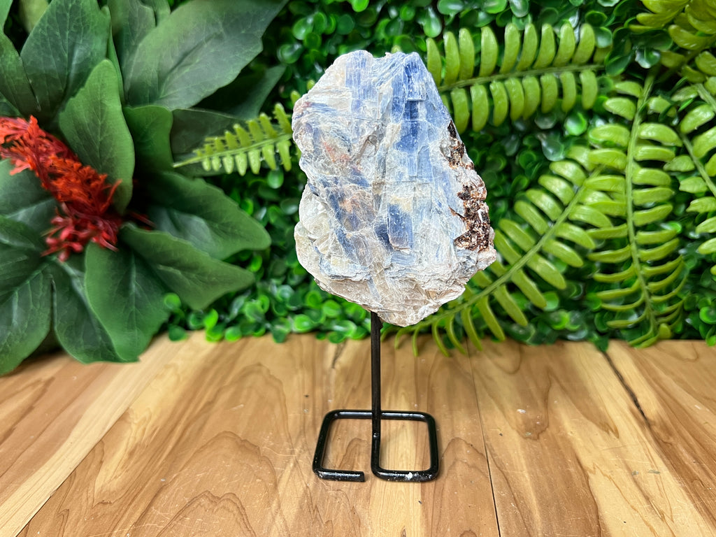 Blue Kyanite MinPin